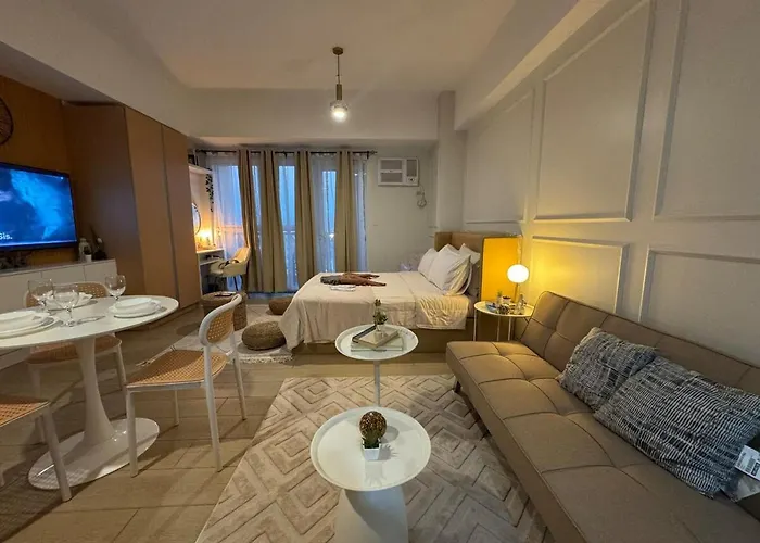 Spacious Staycation With Venice Grand Canal View Manila